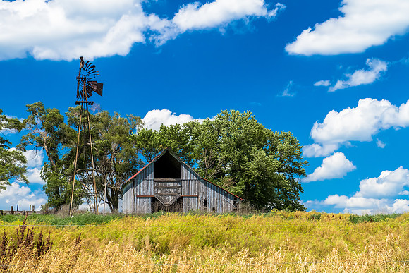 Old Barn Profile