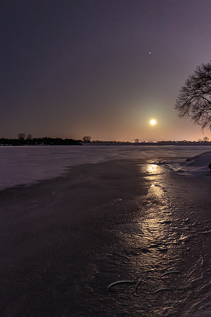 Moon Rise